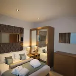 Апартаменти Mansio Basinghall *