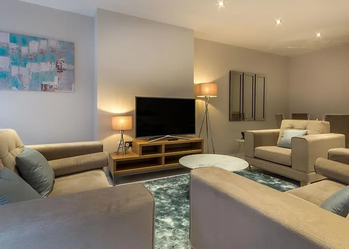 Mansio Basinghall * Leeds (West Yorkshire)